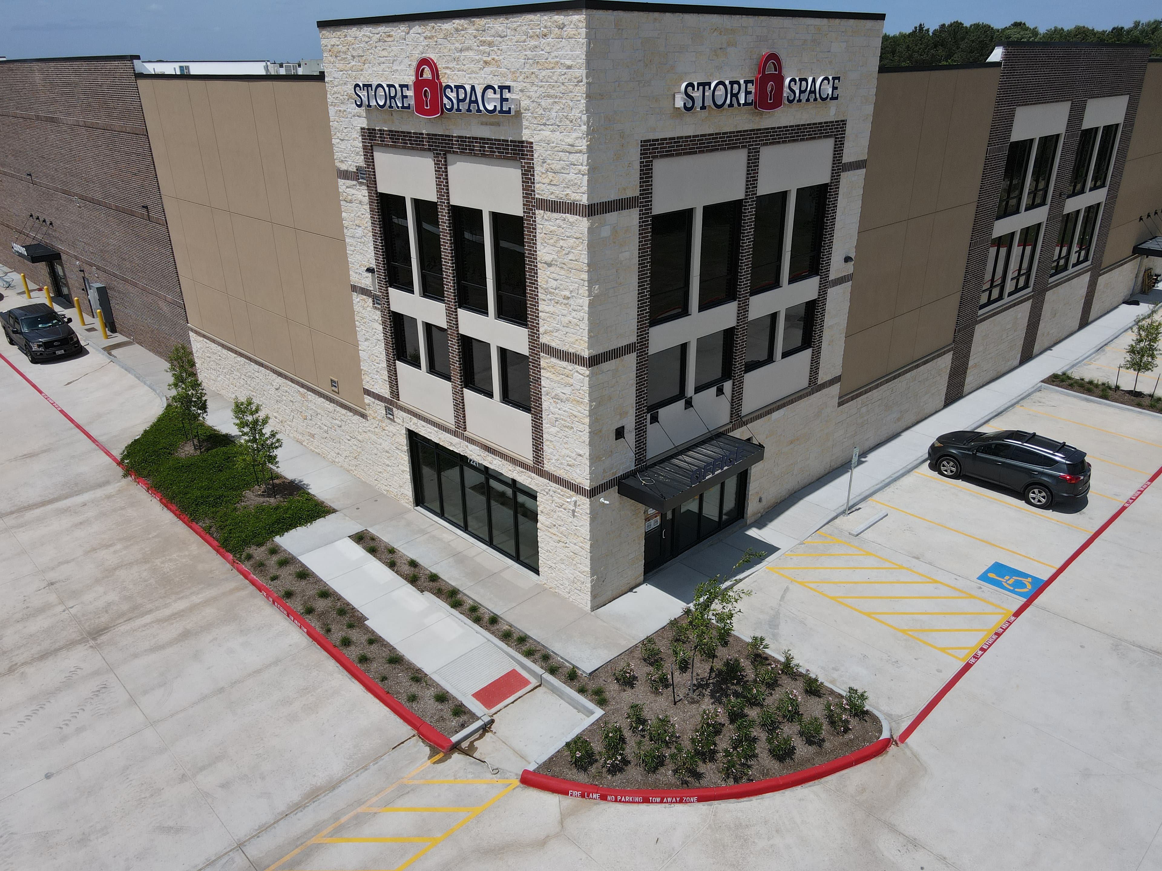 SecureSpace Self Storage — Pearland
